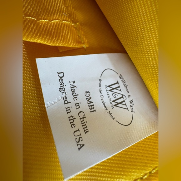 Quilted Seashell Design Crossbody Bag; Willabee & Ward Collections –Danbury Mint - Picture 6 of 7